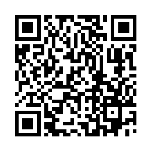 仿佛男人随时会变身成比吞噬兽更可怕的恶魔二维码生成