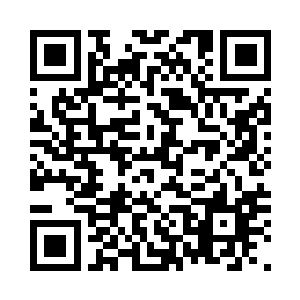 仿佛穿透了一层无影无形的空间之膜二维码生成