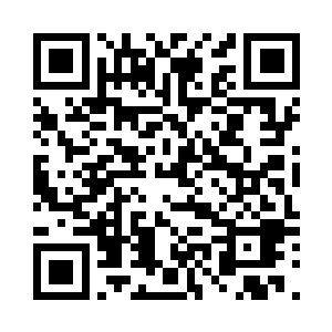 伊伊的小脸蛋上闪过一丝坚毅的表情二维码生成