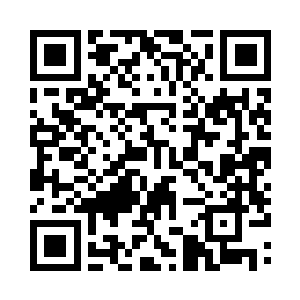 伍曦就再三警告不许给自己戴耳钉什么的二维码生成