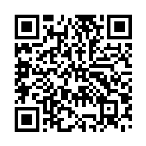 众人一方面哈哈笑着接受了裘孟堂的款待二维码生成