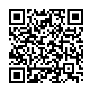 众人不迭齐刷刷看向了一旁躺着的傻妞二维码生成