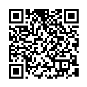众人各自拿出自己的手段朝那湖泊中心而去二维码生成