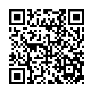 众人的目光齐刷刷的凝集在他二人身上二维码生成