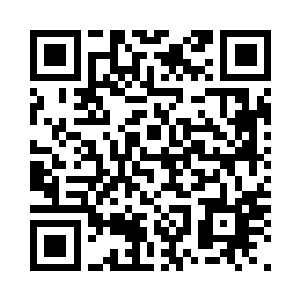 众人看到远处是一条巨大的空间裂缝二维码生成