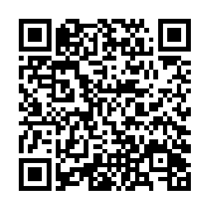 众人看着马文从河滩城军队阵前缓缓向自己这方走来二维码生成