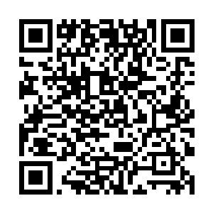 众人约定的集合地点与那上古洞府所在之地相距甚远二维码生成