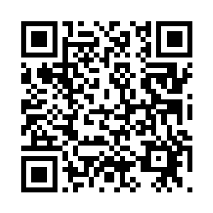 众人这才恍然大悟般的朝后飞奔而去二维码生成