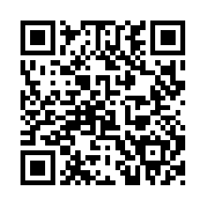 众多内门弟子都是拿着一个简单的包裹二维码生成