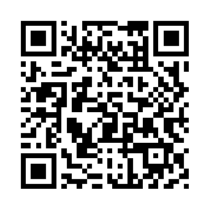 众多的佣兵一起搭建了高大的帐篷二维码生成