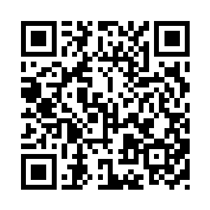 估计刚起床回到家里还没来得及换衣服二维码生成