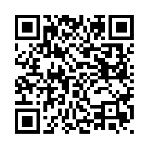 伴随着身影的还有那哀怨的戏曲声二维码生成