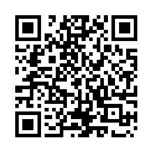 伸出手使劲的用指甲去抠目标人的脸二维码生成