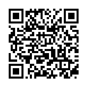 伸手从抽屉里摸出那一只纤细的匕首二维码生成