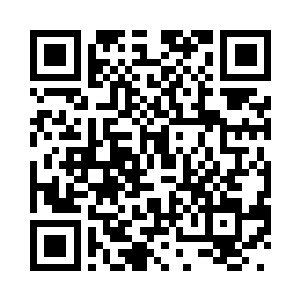 伸手把手上的车钥匙递给了金在珉二维码生成