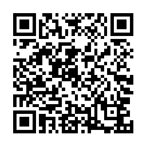 似乎也没料到竟然还有一个年轻的如此过分的人列席会议二维码生成