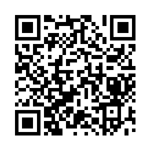 似乎是想到了刚刚自己居然喊对方表哥二维码生成