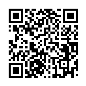 似乎是自言自语又似乎是对着那个小保安道二维码生成