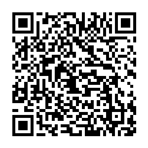 似乎有道紫光从那微微抹上一层红色的朝霞后面朝夏云杰射了过来二维码生成