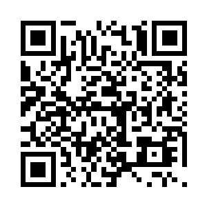 似乎没想到竟然有女人敢质疑和抵抗自己二维码生成