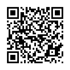 似乎生生被劈出了一块漆黑的隧道二维码生成