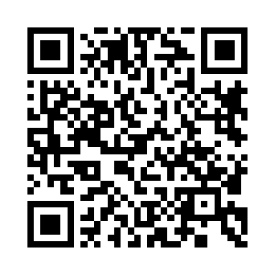 但也万万不是对面几百柄老式手枪可以比拟的二维码生成