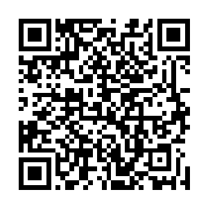 但也只是从一个层面的身不由已转到另一个层面的身不由已二维码生成