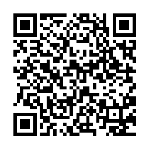 但也有两个篮球那么大的……从那石头里面拔了出来二维码生成