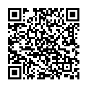 但他的心中却对这个女人有一种说不清道不明的亏欠二维码生成