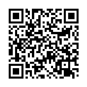 但他眼神中的冷酷却比任何时候都要强烈二维码生成