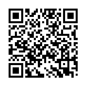 但他说出来的话却像一柄剑悬在它的头上二维码生成