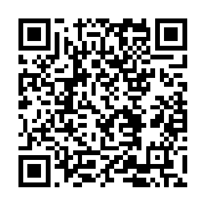 但他预感到那绝对是比绿色琉璃珠子更加珍贵的东西二维码生成