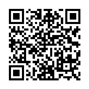 但依稀可以在领口处看见斑驳的血迹二维码生成