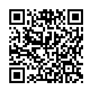 但光是那一身笔挺的黑色军校生制服二维码生成