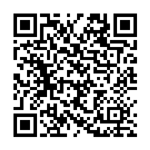 但卡恩却听到了波多尔斯基和施魏因斯泰格之间的议论二维码生成