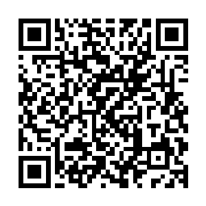 但却让穷苦的人们脱离了往曰那些摇摇欲坠的茅屋房和泥坯房二维码生成