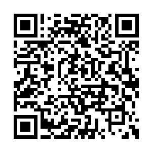 但却转眼之间就已经来到了正在喷发的火山中间二维码生成