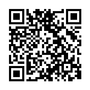 但哪怕是一身本该臃肿的羽绒服穿在她身上二维码生成