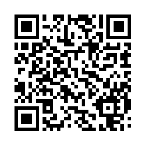 但她也被地精飞艇的密集攻击逼迫的四处躲闪二维码生成