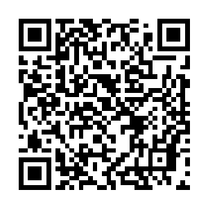 但实际上他更多关注的还是那些缓缓释放出来的白烟二维码生成