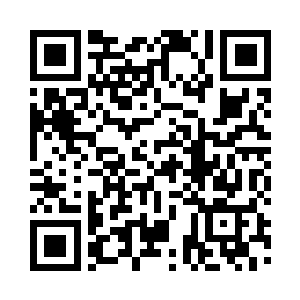 但屈磊在唯一的一条中心街道上看见了二维码生成