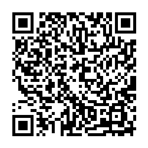但时不时还是会有这种点让他们感到振奋和炫酷――男人们的想法是很简单的二维码生成