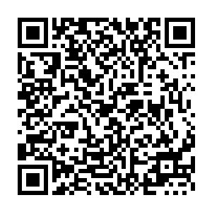 但是仅仅露出的这三分之二便是已经足够所有的男人感到心潮澎湃了二维码生成