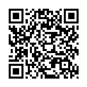 但是从两人的口型和表情举止也能猜的大概了二维码生成
