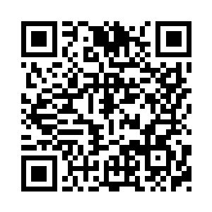 但是他也一直注意着主席台上的事情二维码生成