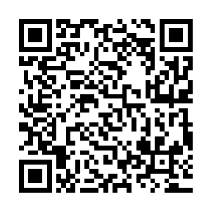 但是他还是感受到了眼前的这座山峰隐约透露出一股奇怪的气息二维码生成