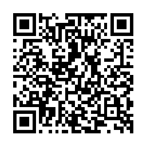 但是前去挑战的人却没有一个能胜过沐擎苍或者是打成平手的二维码生成