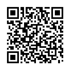 但是听了这话的凌菲好像并没有很高兴的样子二维码生成