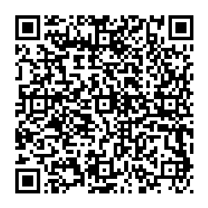 但是和黑水玄蛇的身体却是保持着非常紧密的联系……这些联系是倚靠一些类似于毛细血管一样的管道连接着的二维码生成