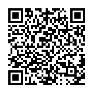 但是在这种情况下徐德川相信夏天身后的那个师傅一定会出手二维码生成